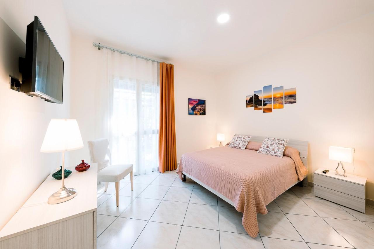 Villa San Lorenzo Rooms Scala Bagian luar foto